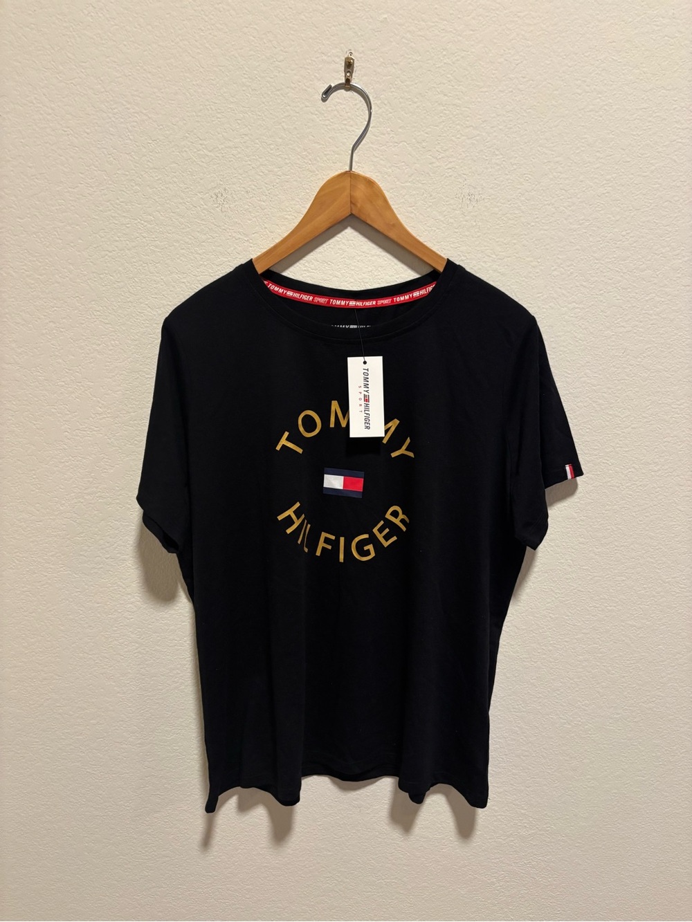 NWT Tommy Hilfiger Sport Black Short Sleeve Tee with Gold Logo and Flag Patch